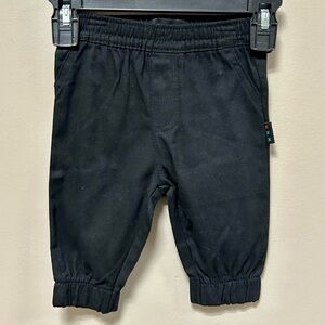 Buttons & Thread Sz 3-6 Months Black Pull on Pants NWOT
